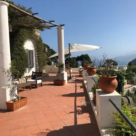 Le Tuie Capri