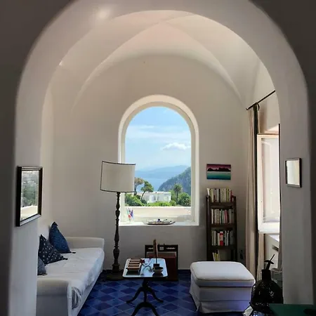 Le Tuie Villa *