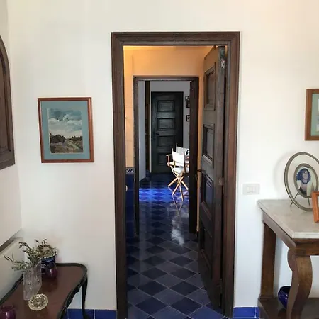 Le Tuie * Capri
